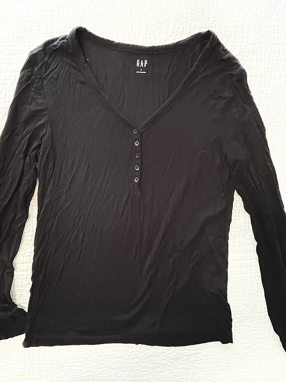 GAP Black Long Sleeve V-Neck Henley Top